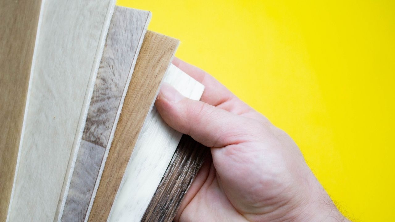 Linoleum i wykładziny PCV – alternatywa dla klasycznych paneli